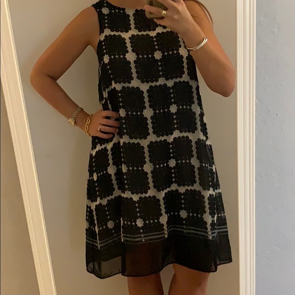 A-Line Dress. - Picture 2 of 4